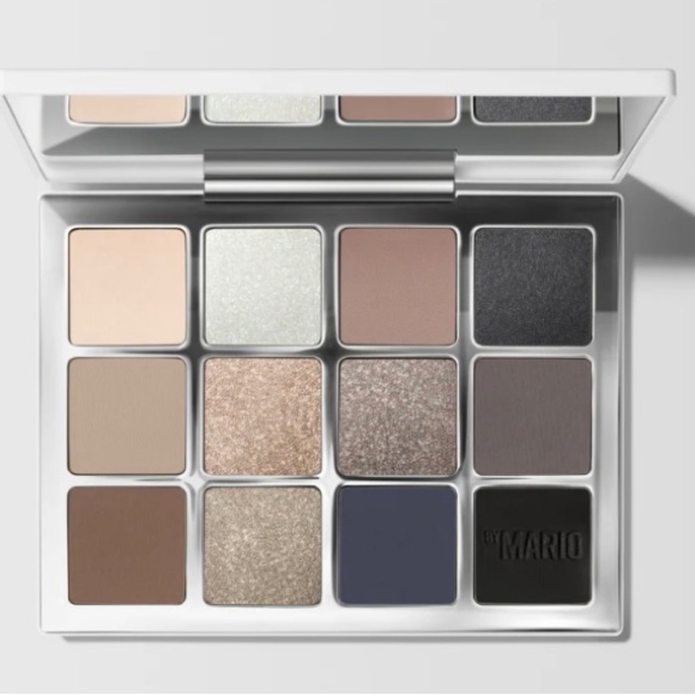 Makeup By Mario Ethereal moonlight Eyeshadow Palette.